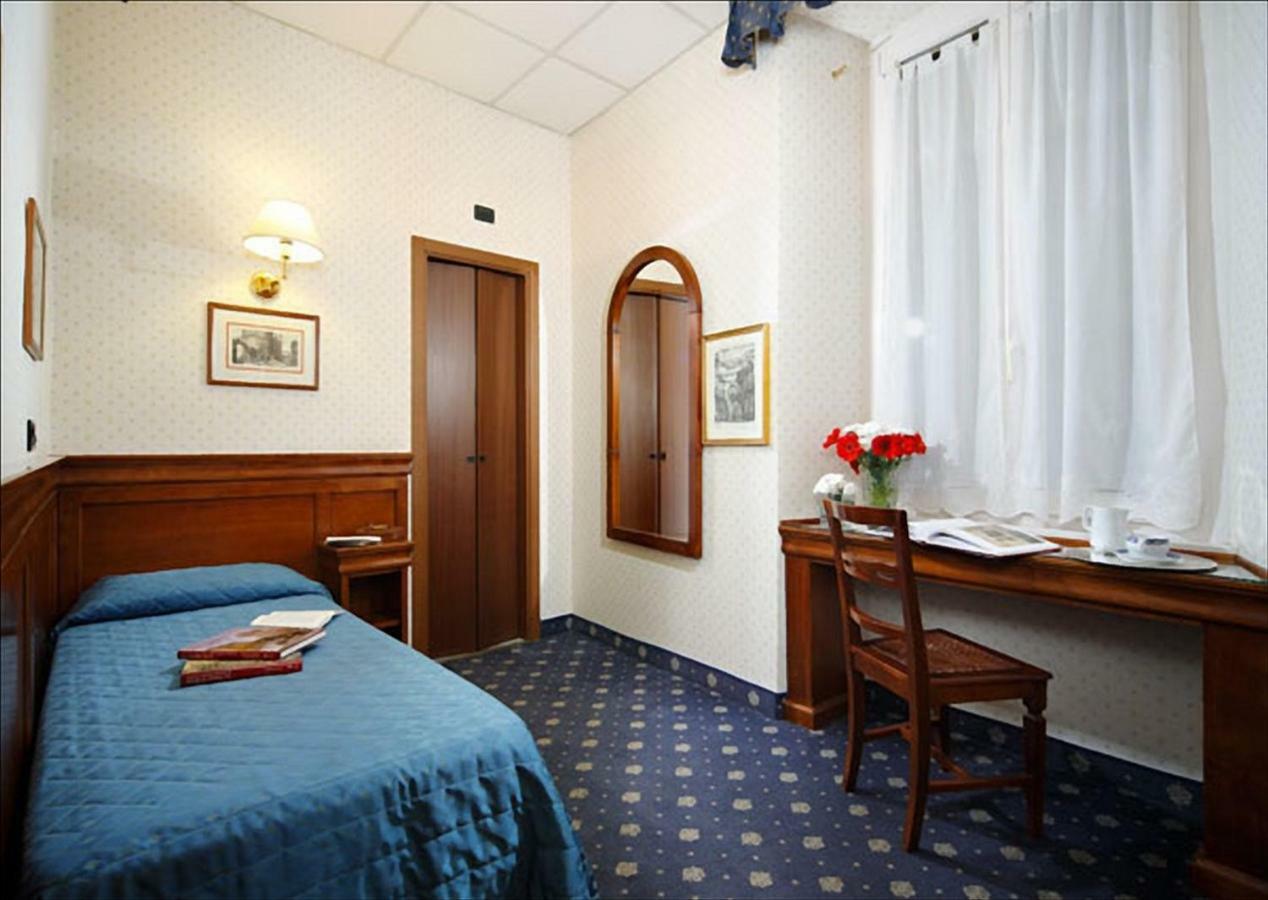 Hotel Portoghesi ローマ エクステリア 写真